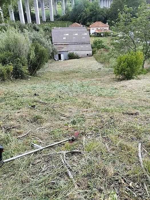Limpeza de Terrenos e Corte de Mato com Roçadora – Óbidos e Região
