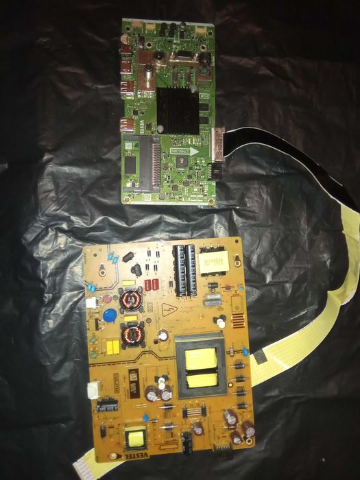 Плата main Vestel 17MB130S, 040119R1A, wifi 7WFM07 4KToshiba 43V5863DG