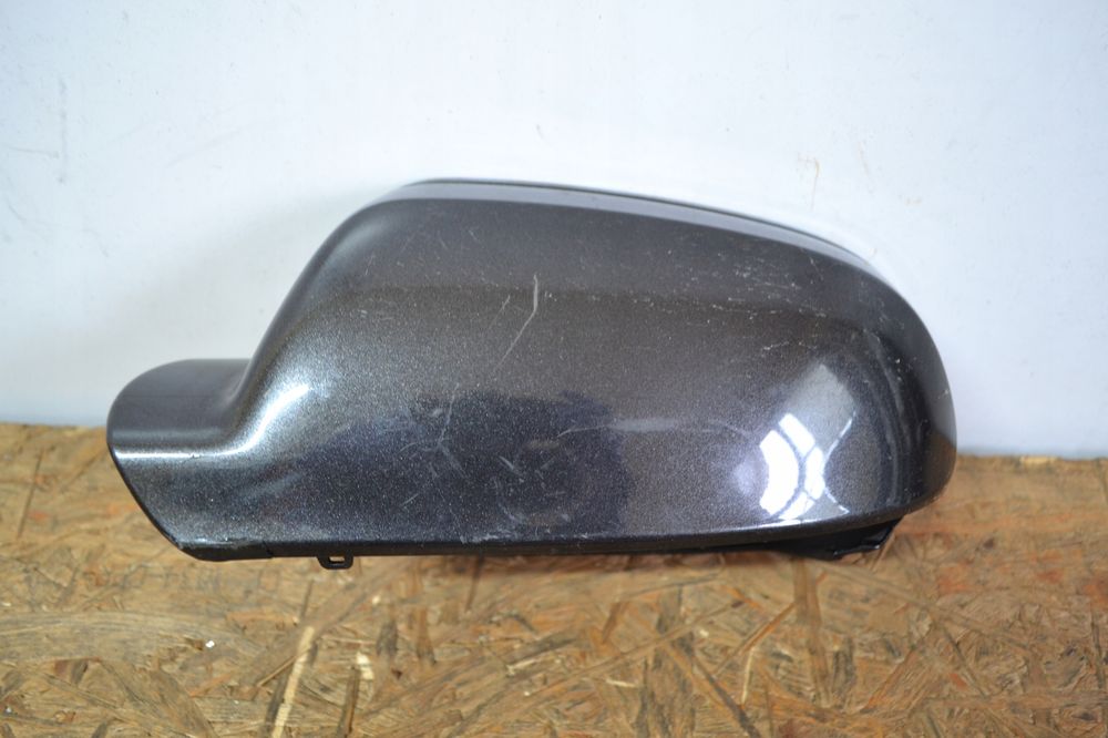obudowa lusterka prawa audi a5 a4 b8 8t0857528d