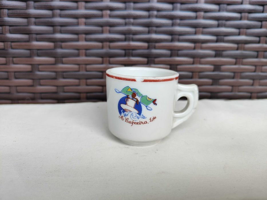 Chávena de Café | Publicidade | A Cafeeira | Fábrica Vista Alegre