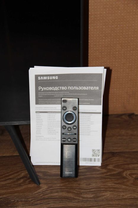 Телевизор SAMSUNG UE55U7100U смарт ТВ