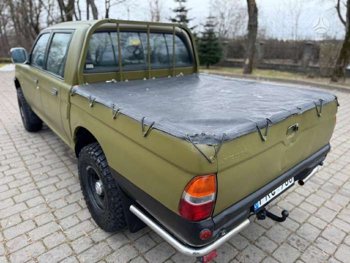 Mitsubishi L200 2,5 TDI 4x4 2003