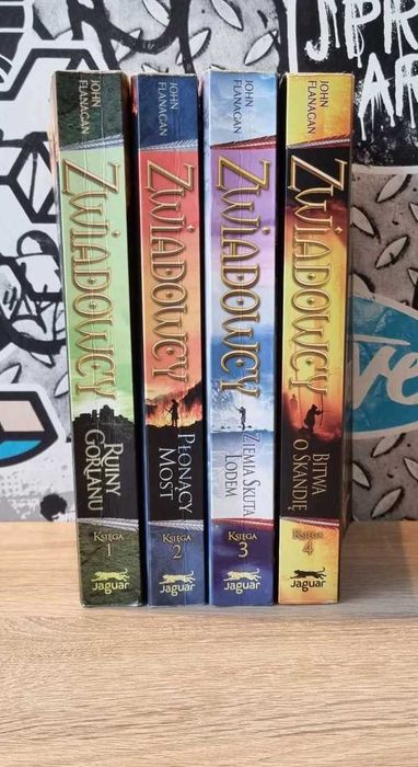 Książki, Zwiadowcy, John Flanagan tom 1, 2, 3, 4
