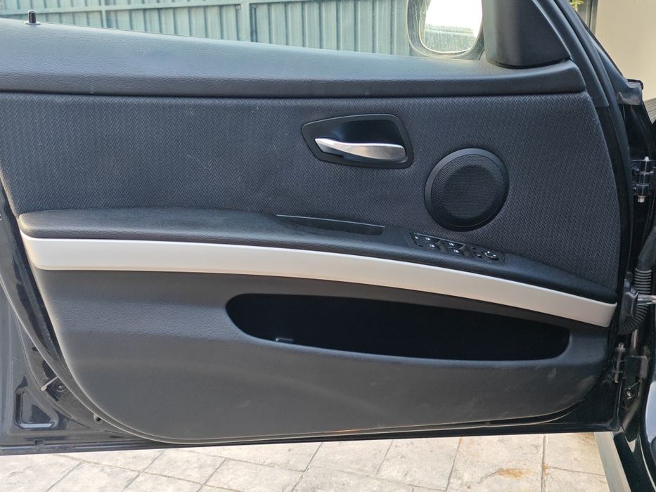 BMW 318i 2009 LCI Facelift – Automático – 143 cv