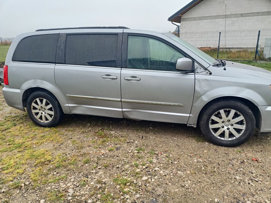 Chrysler Town Country 3.6 LPG uszkodzony