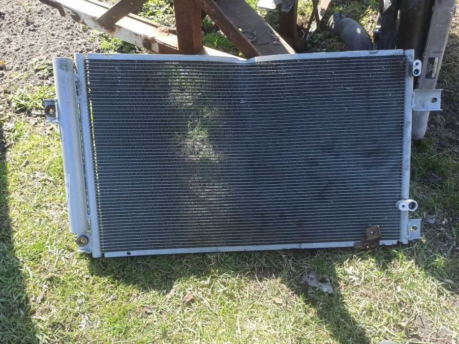 Тойота авенсіс t25 D4D дизель, механіка 6 ст 2008 рік