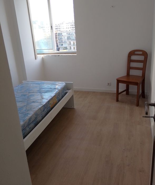 2 Quartos, sem caução, sem fiador