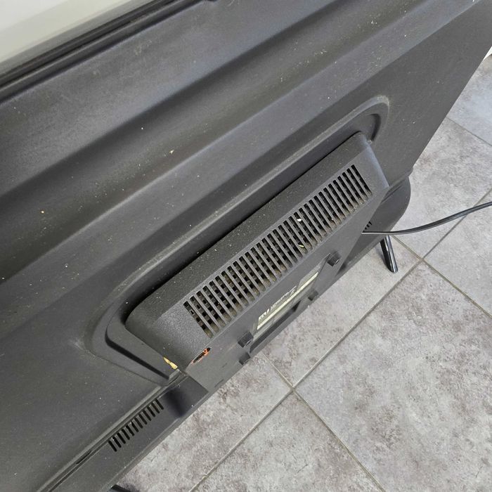 XIAOMI Mi LED P1 Smart TV DVB-T2 Chromecast HD Ready