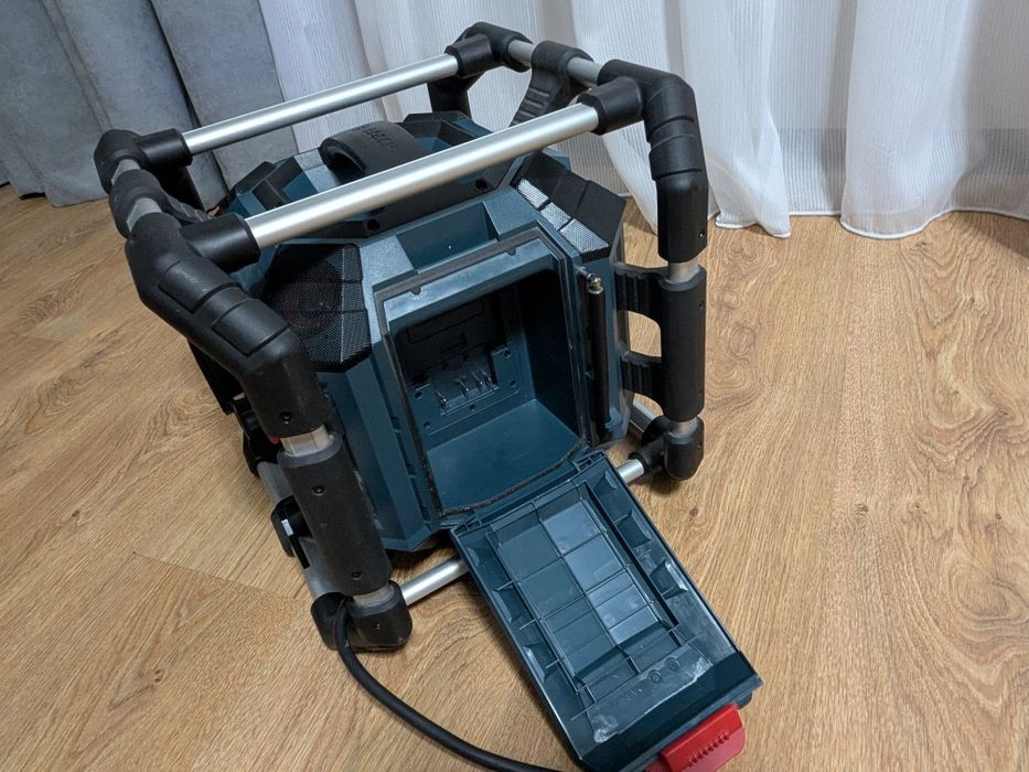 Радіо. Колонка Bosch GPB 18V-5 SC PROFESSIONAL