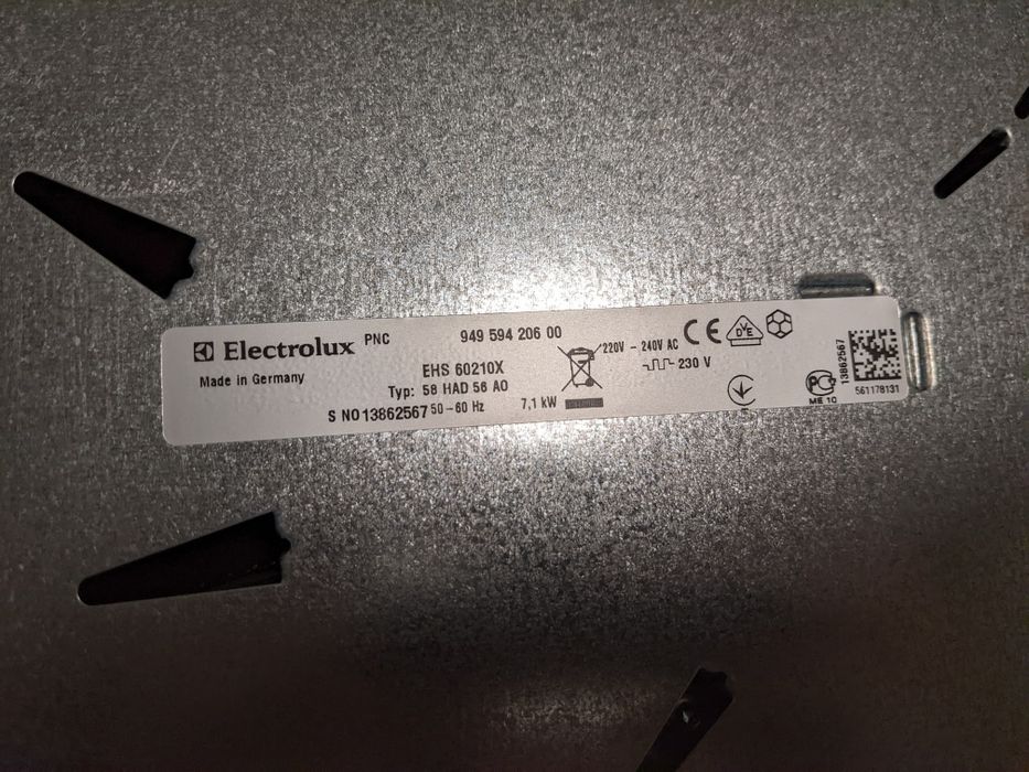 Варочная поверхность Electrolux EHS 60210X