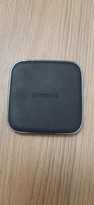 Бездротова зарядка samsung EP-PG900iIBE