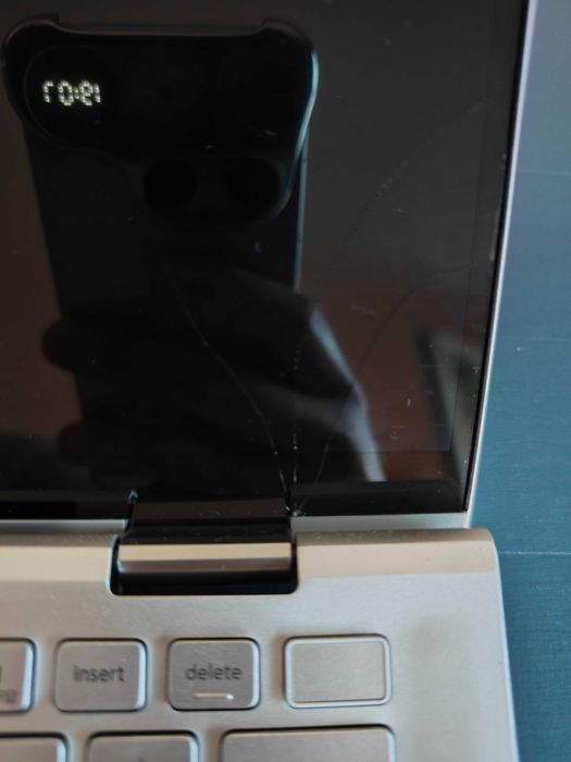 DELL Inspiron 7306 Pęknięty ekran 13.3" i7-1165G7 16GB RAM 512GB SSD