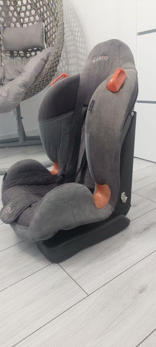 Fotelik samochodowy coletto 9-25 kg