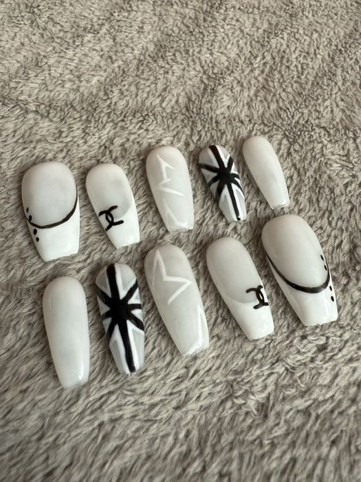Press on nails tipsy paznokcie swag y2k alternative