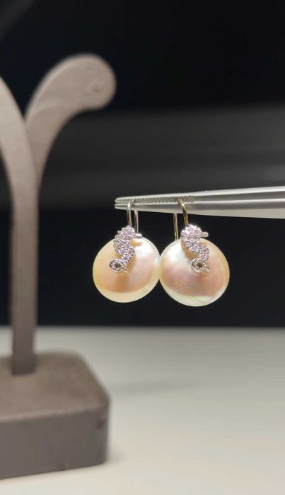 Серьги с жемчугом Yvel