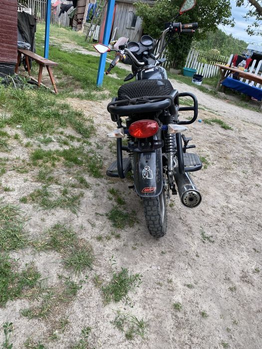 Продаю мостанг 125