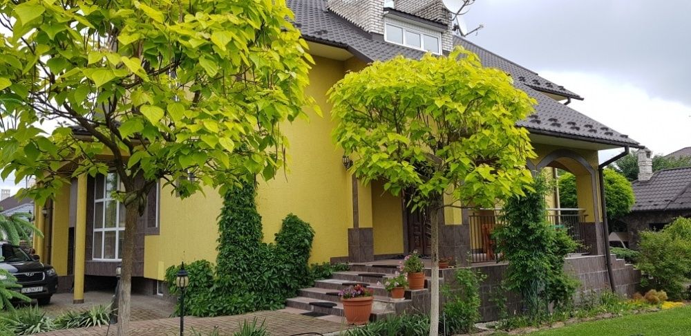 Розкішний будинок ,дослідна станція 10 соток, басейн, сауна, закрита вулиця