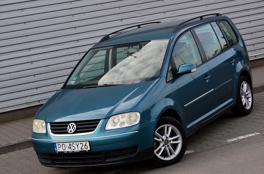 VW Touran* 2004r.* 1598cm3* 5 osobowy* Hak* Rej-PL