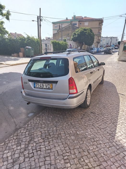 Ford focus sw 1.4 gasolina 115000 klm