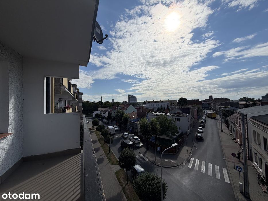 3 pokoje rozkładowe z balkonem os 700-lecia