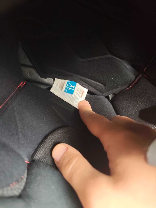 Шлем NENKI moto практично новий вдівався пару раз