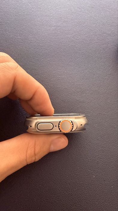 Apple Watch Ultra 1 49 mm Titânio + 3 braceletes e carregador