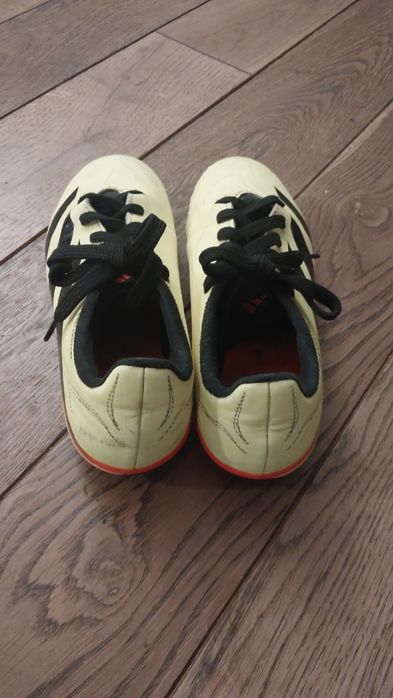 Korki do piłki nożnej 38 Adidas