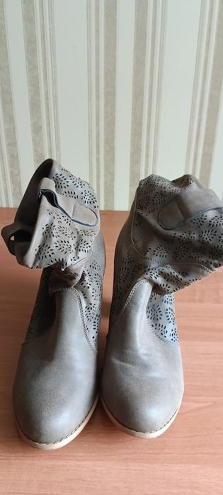 Шкіряні осінні полусапожки, 39р