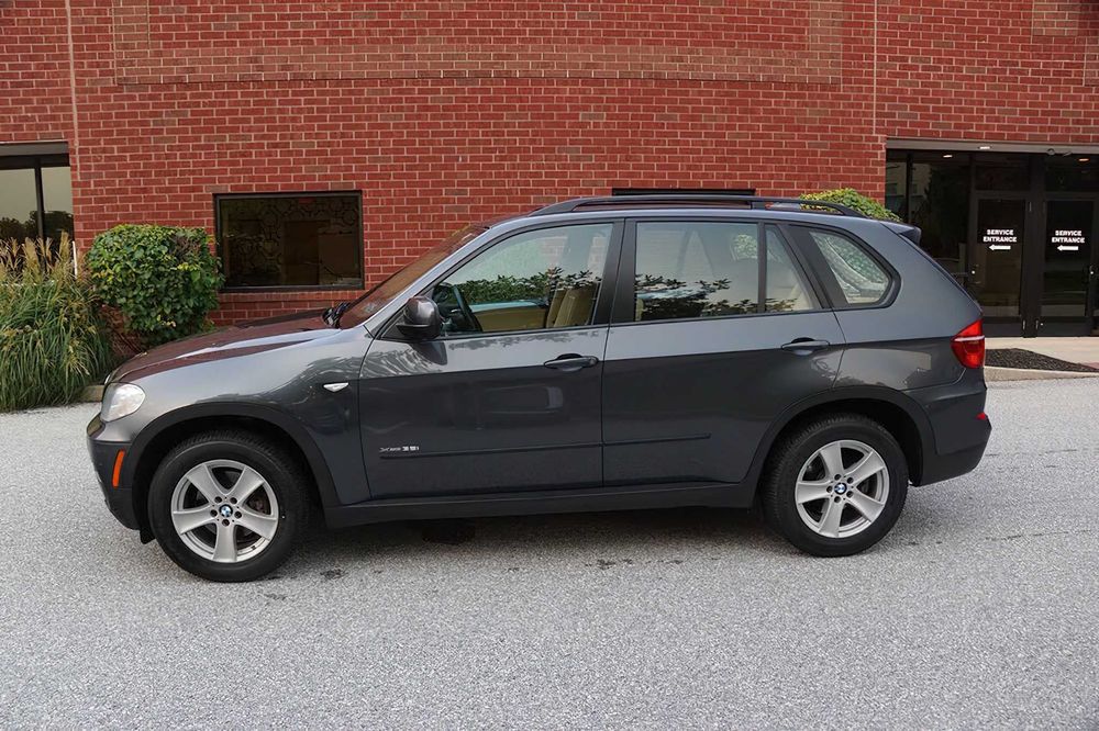BMW X5      2012