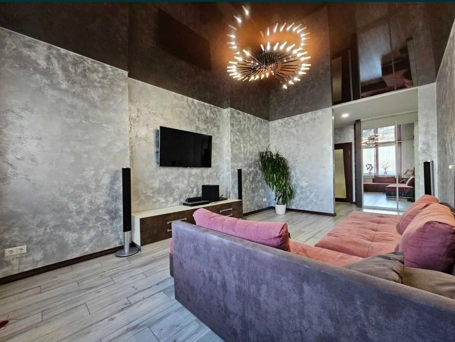 Продаж 3к.квартири з якісним, дорогим ремонтом! Київ.