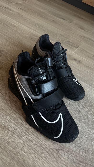 Buty do podnoszenia ciężarów Nike Romaleos 4 r. 44,5 liftery