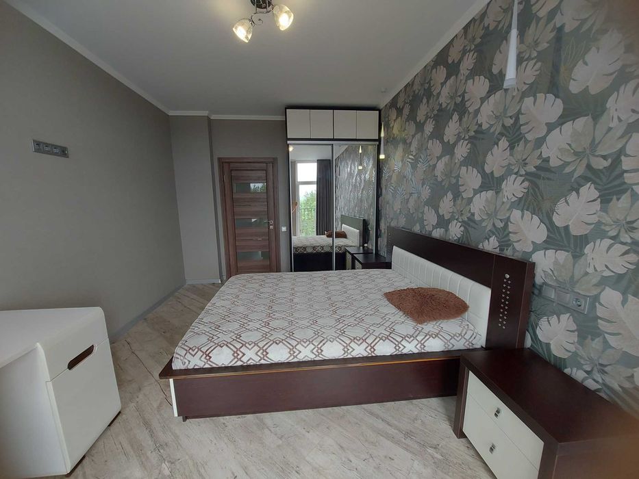 Квартира з новим ремонтом в  ЖК "Парк Таун", 85 кв.м.!