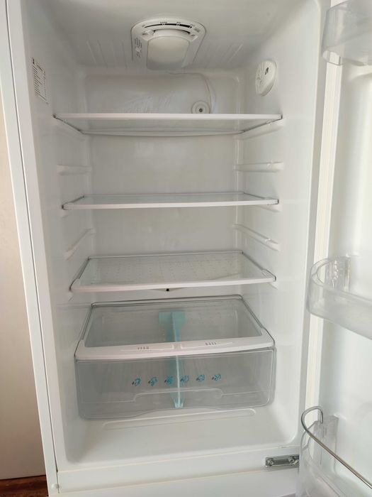 Холодильник Samsung rl28fbsw