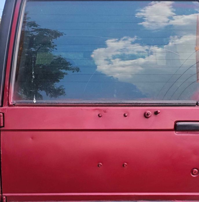 Продам авто Isuzu trooper