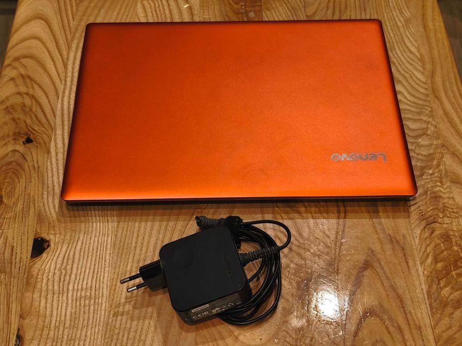 Laptop Lenovo Ideapad 320s-14 i3-7100U/8GB/240SSD/Win10 Czerwony 14,1"