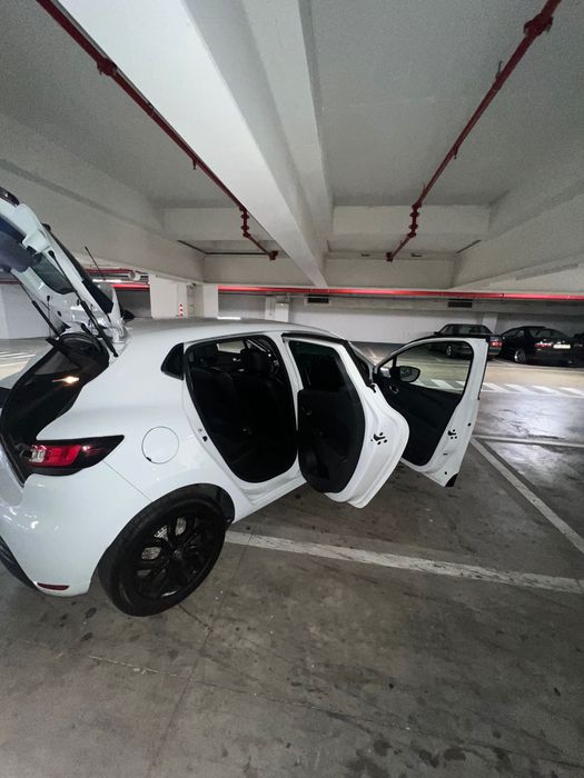 Renault Clio — fotografia 9