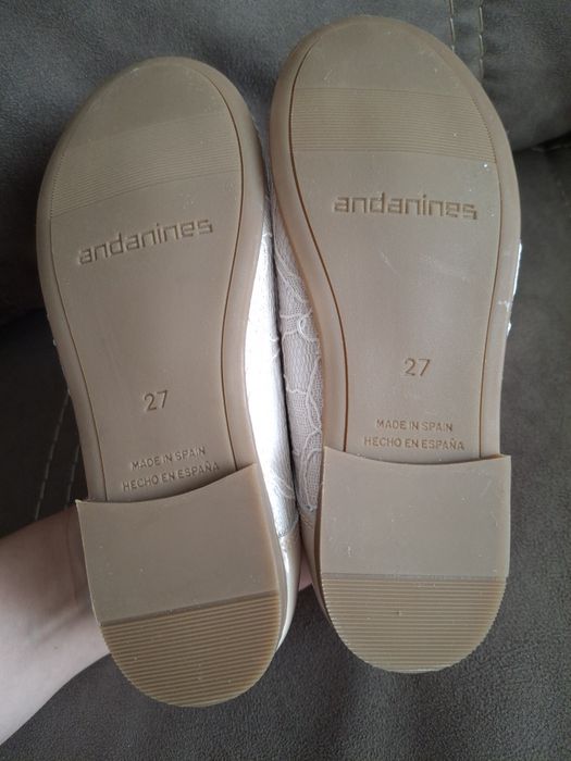 Туфлі для дівчинки, нові, розмір 27 – шкіра, лак, гіпюр