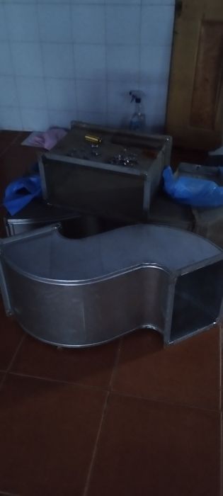 Vendo extrator de fumos com pouco. Uso