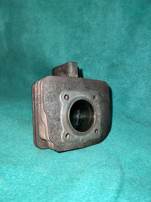 Циліндр сузукі адрес