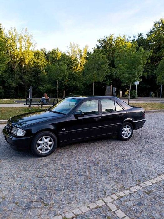 Mercedes C200 CDI, 1999. w202 com vários extras