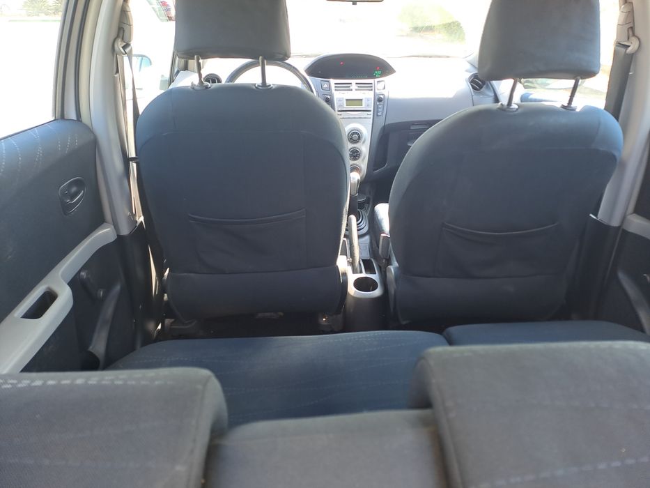 Toyota Yaris — fotografia 5