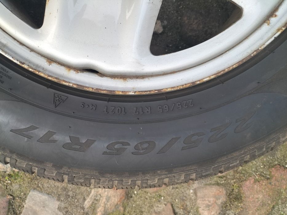 Opony Pirelli Scorpion zimowe 225/65 R17