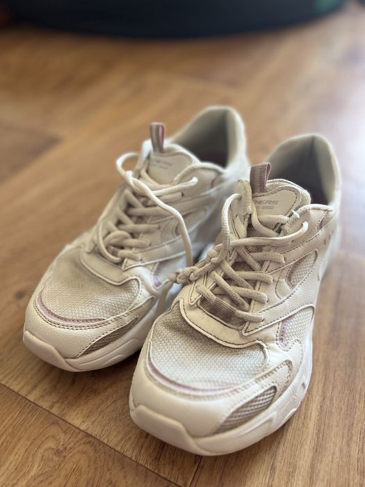 Продам кросівки Skechers