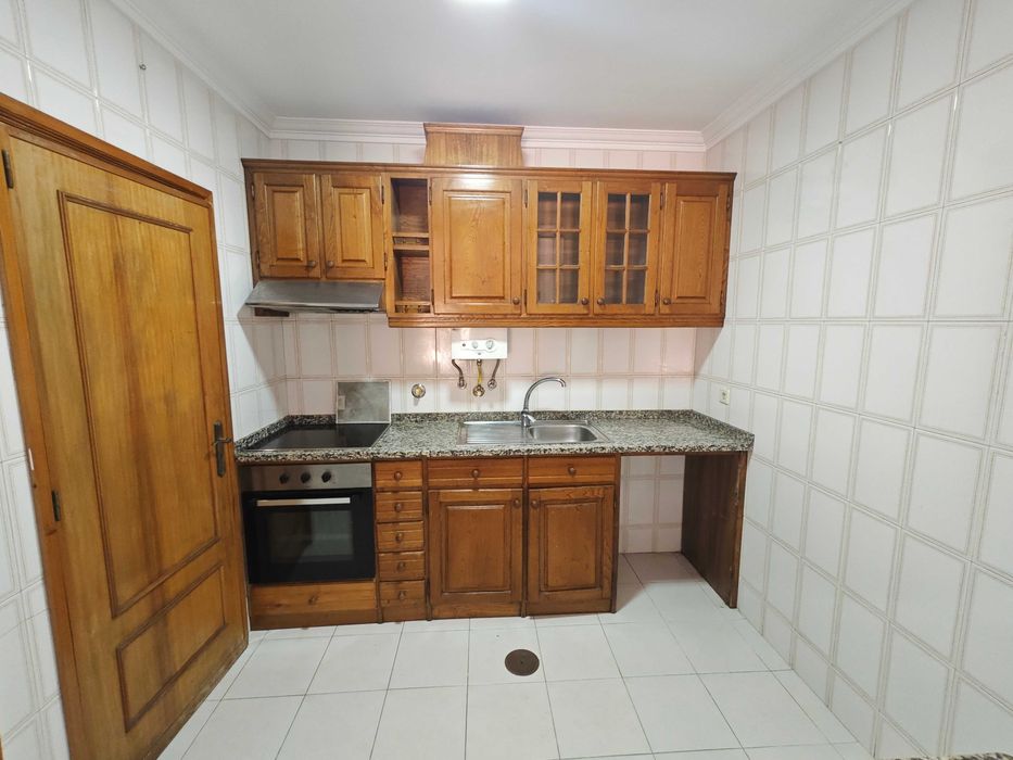 Excelente T1 com garagem e terraço, em Canidelo, Vila Nova de Gaia
