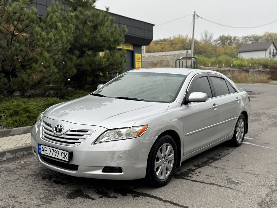 Продам Toyota Camry 2.4 газ/бенз