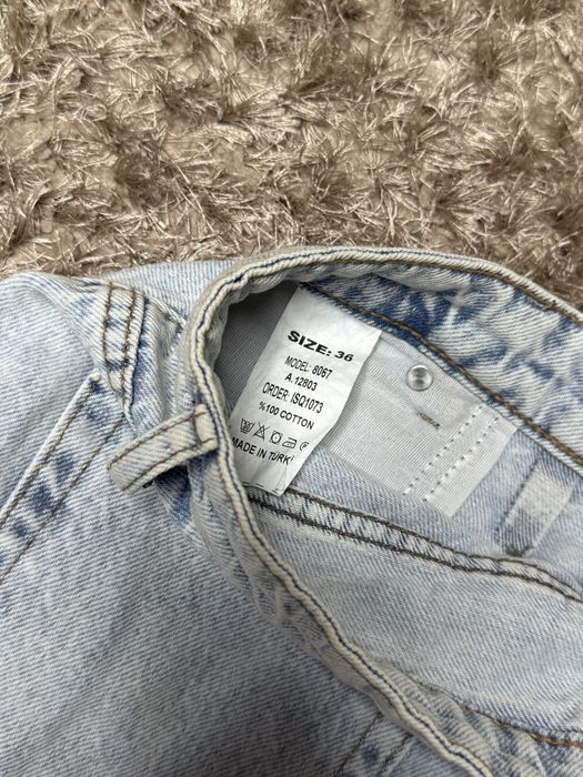 Продам шорти джинсові