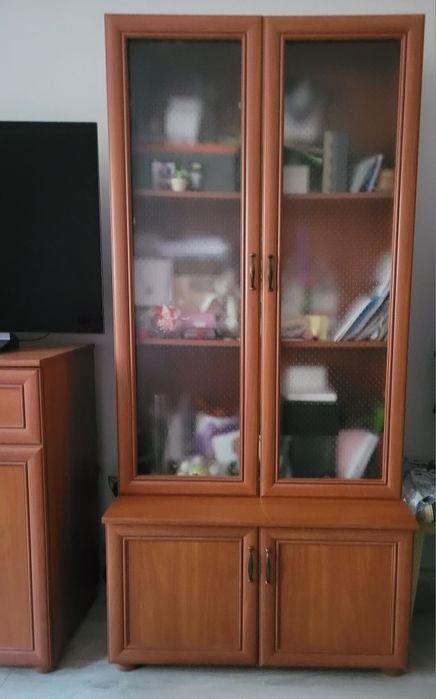 Meble oddam za darmo.