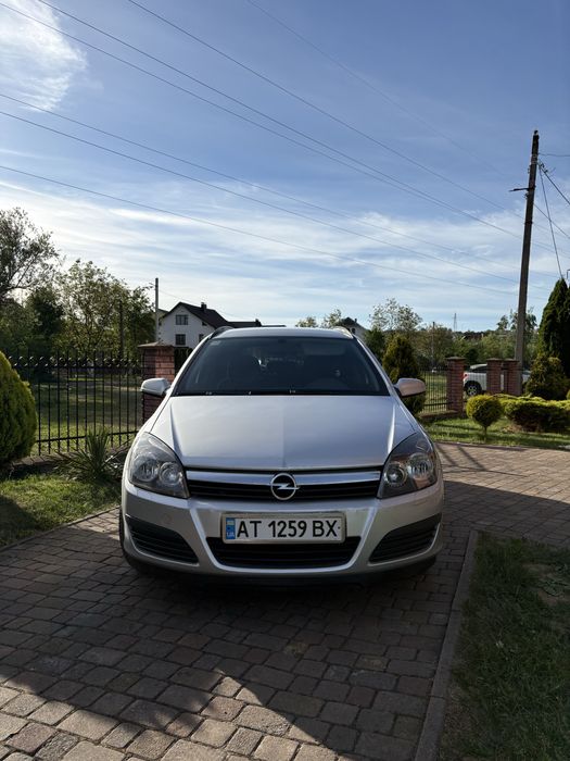 Автомобіль Opel Astra 2006 1.3 CDTI