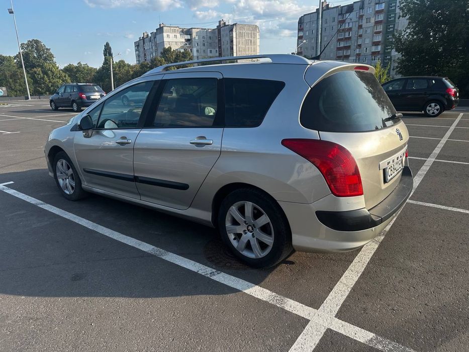 Peugeot 308 sw.