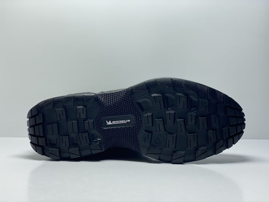 Продаю черевики Ессо